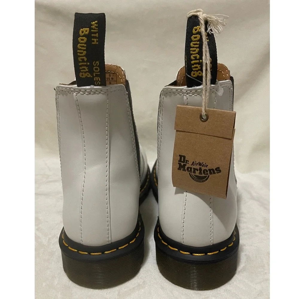 Dr. Martens 2976 YS White Leather Chelsea Boots Unisex Mens Size 8 Womens Size 9